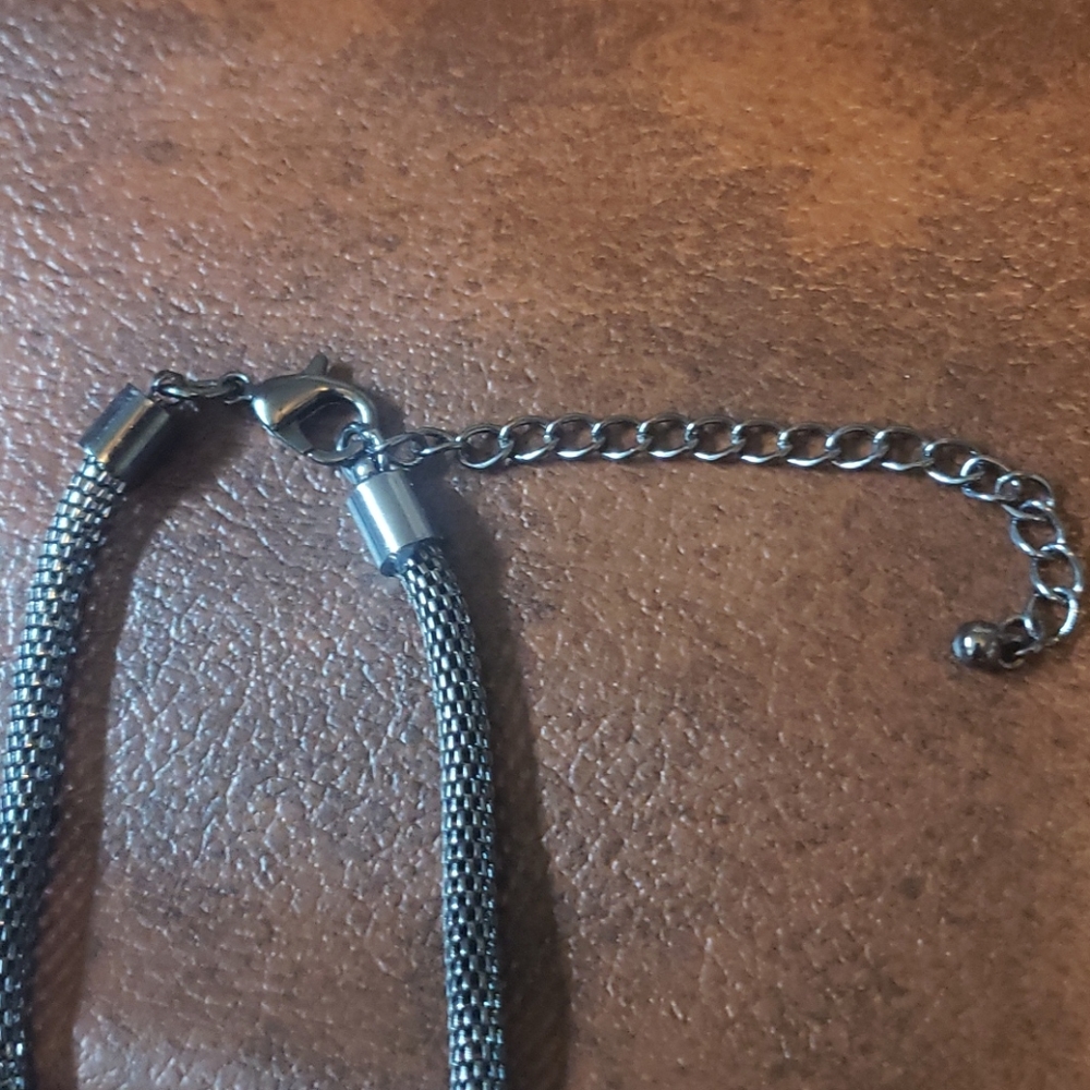 Necklace - Picture 4 of 4